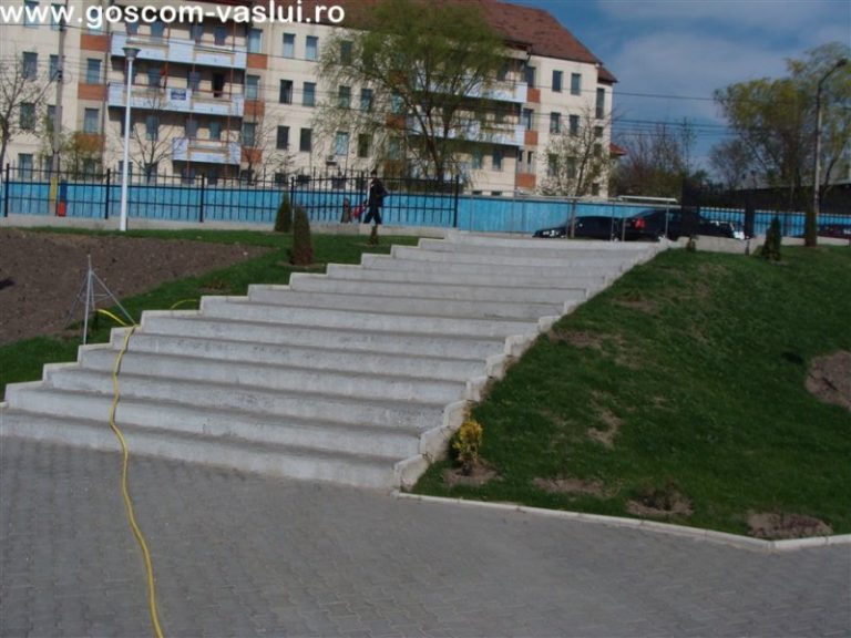 MOVAS 018